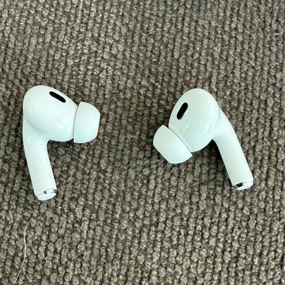 Apple AirPods Pro 2 with Wireless Charging Case